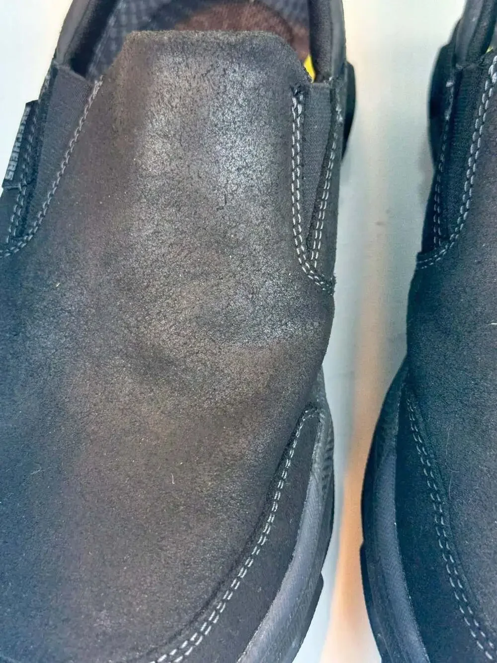 Skechers Relaxed Fit Men Size 9.5 Black Leather Slip On Shoes